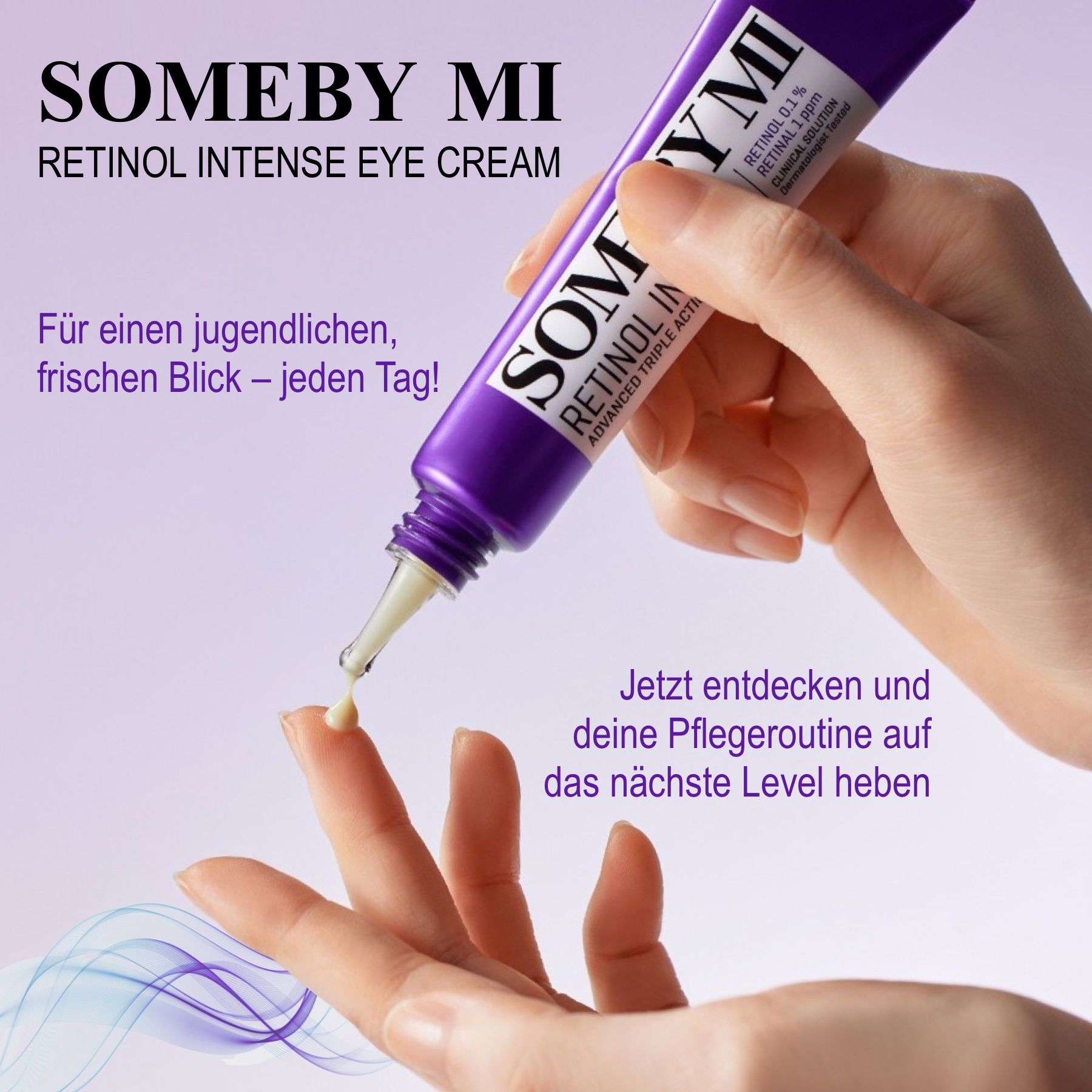 Hand hält Tube. Creme wird auf Finger aufgetragen. Text: SOME BY MI RETINOL INTENSE EYE CREAM.