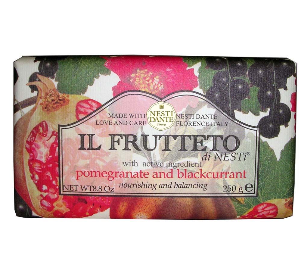 Seife mit floralem Design. Aufschrift: IL FRUTTETO, Granatapfel und schwarze Johannisbeere. Marke: Nesti Dante.