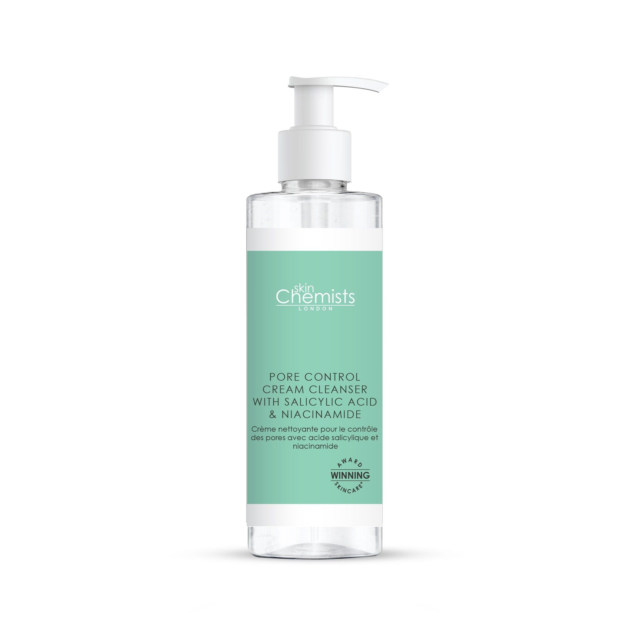 skinChemists Pore Control Cream Cleanser mit Salicylsäure & Niacinamid. Transparente Flasche mit grünem Etikett und weißem Pumpkopf. Text: skinChemists.