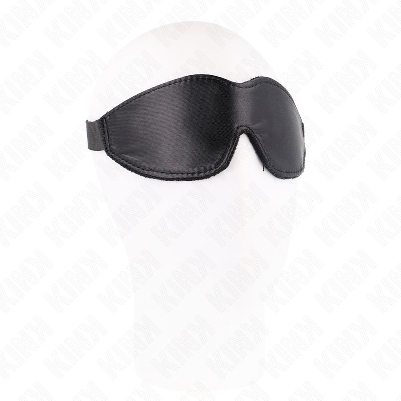 Schwarze Bandage auf einem weißen Kopf. Elastisches Band. Hautgefüttertes Material. Für intime Anwendungen.