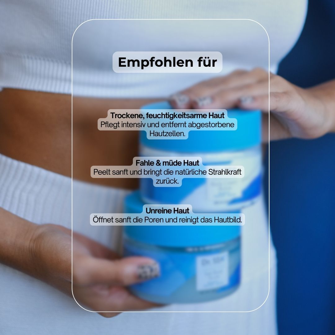 Frau hält zwei Gläser. Text: Empfohlen für trockene, fahle und unreine Haut. Produktname sichtbar.