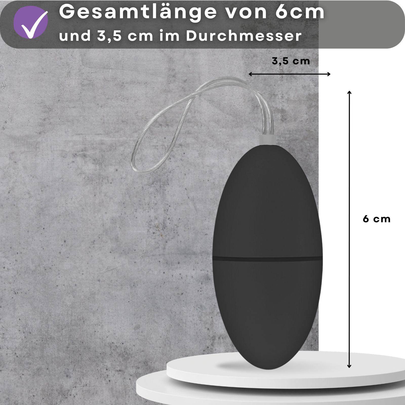 Schwarzer Ei-Vibrator. Maße: 6 cm lang, 3,5 cm Durchmesser. Text: 6 cm lang und 3,5 cm Durchmesser.