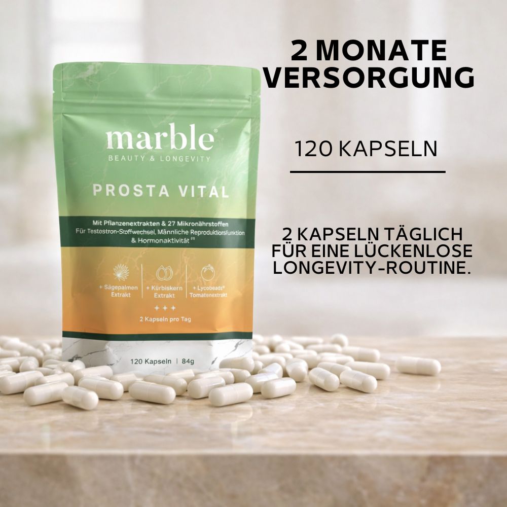 Grüne Beutel mit Kapseln. Aufschrift: marble Prosta Vital. 120 Kapseln. Text: 2 Monate Versorgung, 2 Kapseln täglich für eine Longevity-Routine.