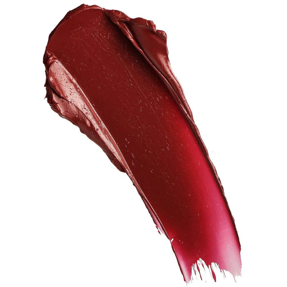 Roter Creme Lippenstift-Abstrich auf weißem Hintergrund. Die Textur ist cremig und glänzend.