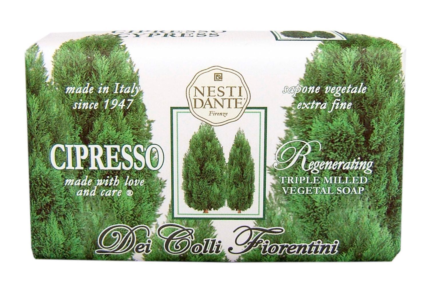 Seifenstück mit Cipresso-Motiv. Verpackung mit Schriftzug „NESTI DANTE“ und „Dei Colli Fiorentini“. Text: „Regenerating Triple Milled Vegetal Soap“.