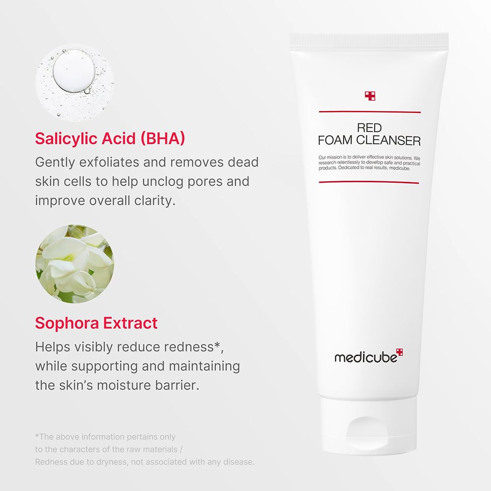 Weiße Tube mit rotem Text: RED FOAM CLEANSER. Marke: medicube. Text: Salicylsäure, Sophora-Extrakt.