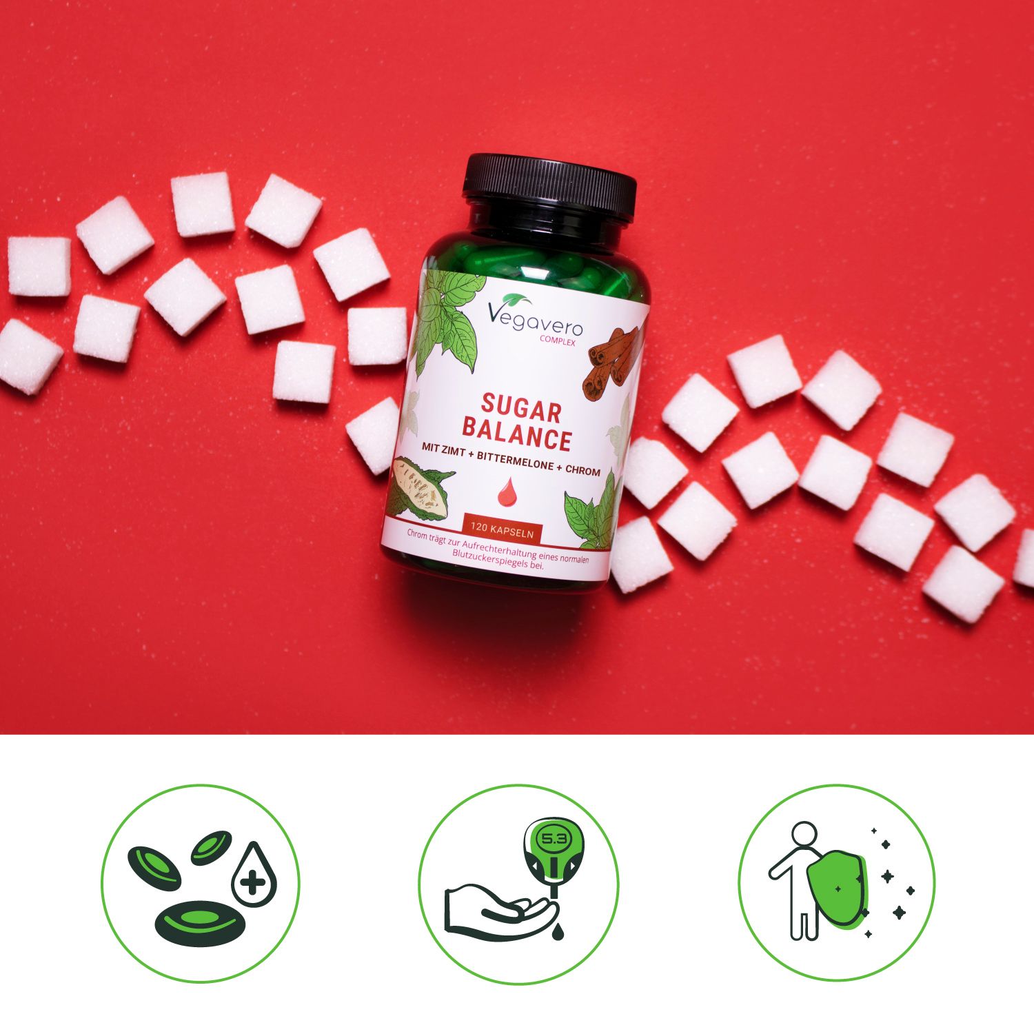 Grüne Flasche mit schwarzen Deckel. Aufschrift: Sugar Balance. Mit Zimt, Bittermelone und Chrom. Umgeben von Zuckerwürfeln.