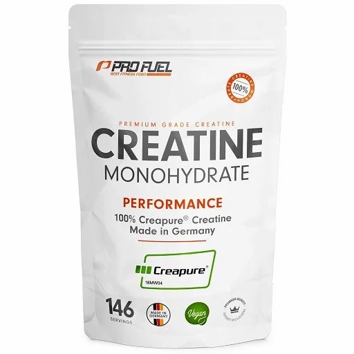 Weiße Tüte mit Aufschrift CREATINE MONOHYDRATE. Enthält 146 Portionen. Mit Creapure-Logo, Vegan-Siegel und Made in Germany.