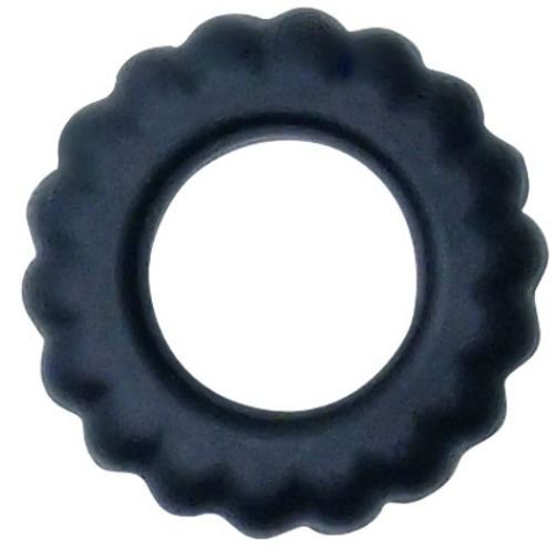 Schwarzer Cockring mit geriffelter Oberfläche. Ringförmig.