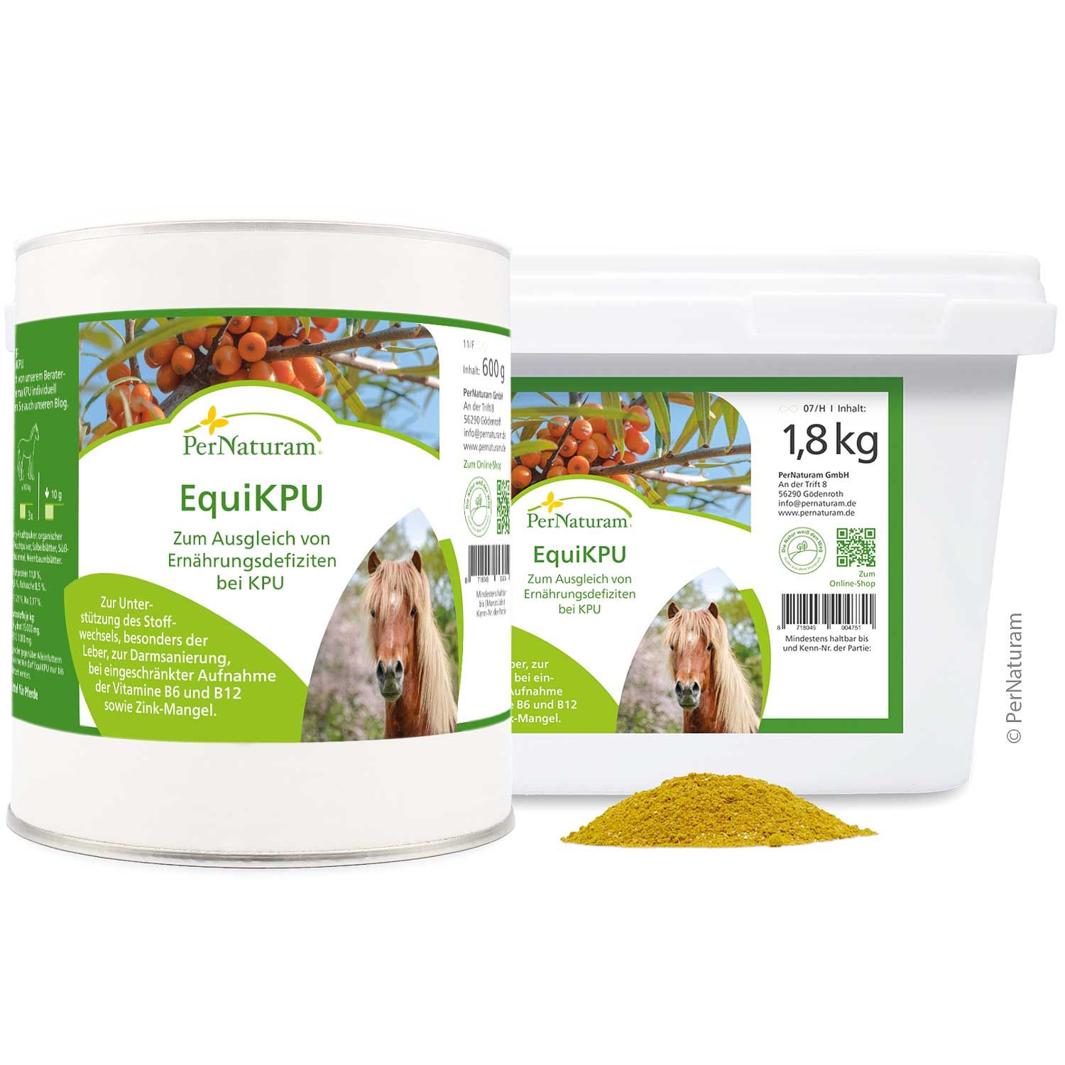 Zwei Behälter mit Etikett EquiKPU. Dose und Eimer mit Produkt und Logo. Gelbes Pulver daneben.