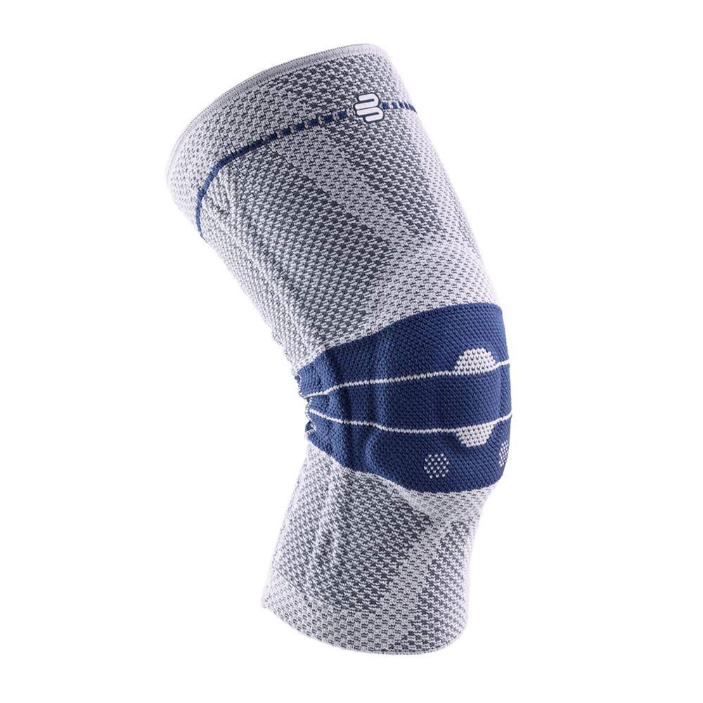 Kniebandage, grau mit blauen Akzenten. Das Produkt umschließt das Knie. Das Logo ist sichtbar.