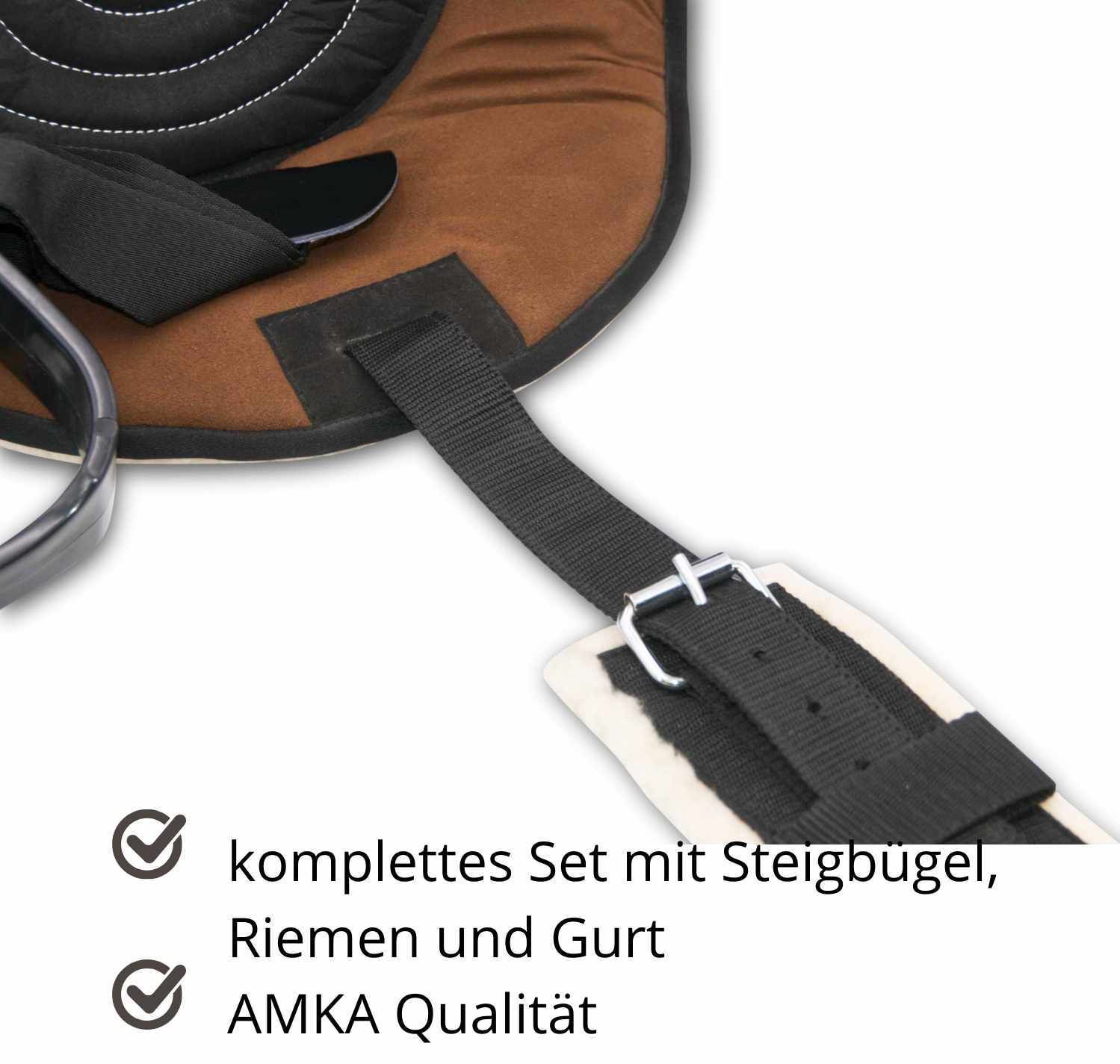 AMKA Soft Seat Bareback Pad. Detail. Text: komplettes Set mit Steigbügel, Riemen und Gurt, AMKA Qualität.