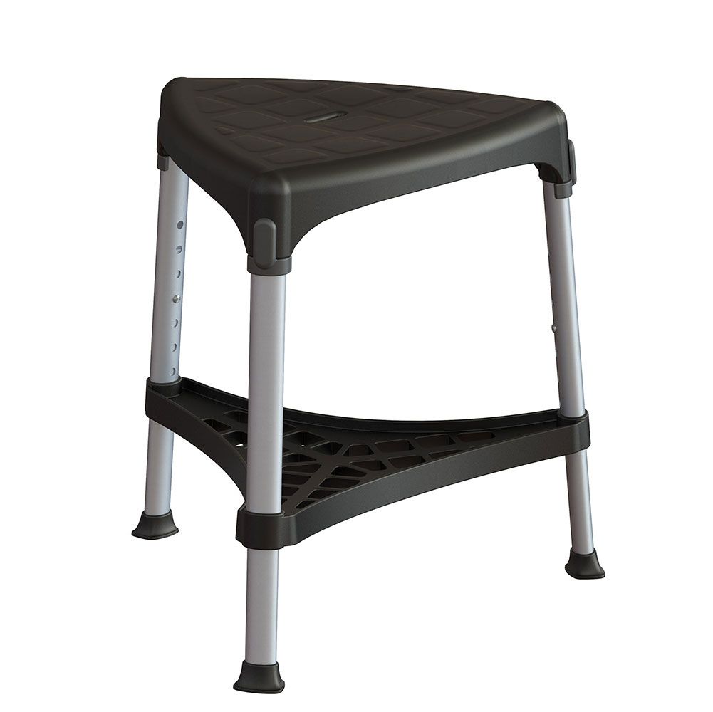 Dreieckiger Duschhocker, schwarz, mit Ablage. Aluminiumbeine, höhenverstellbar. Gummifüße.