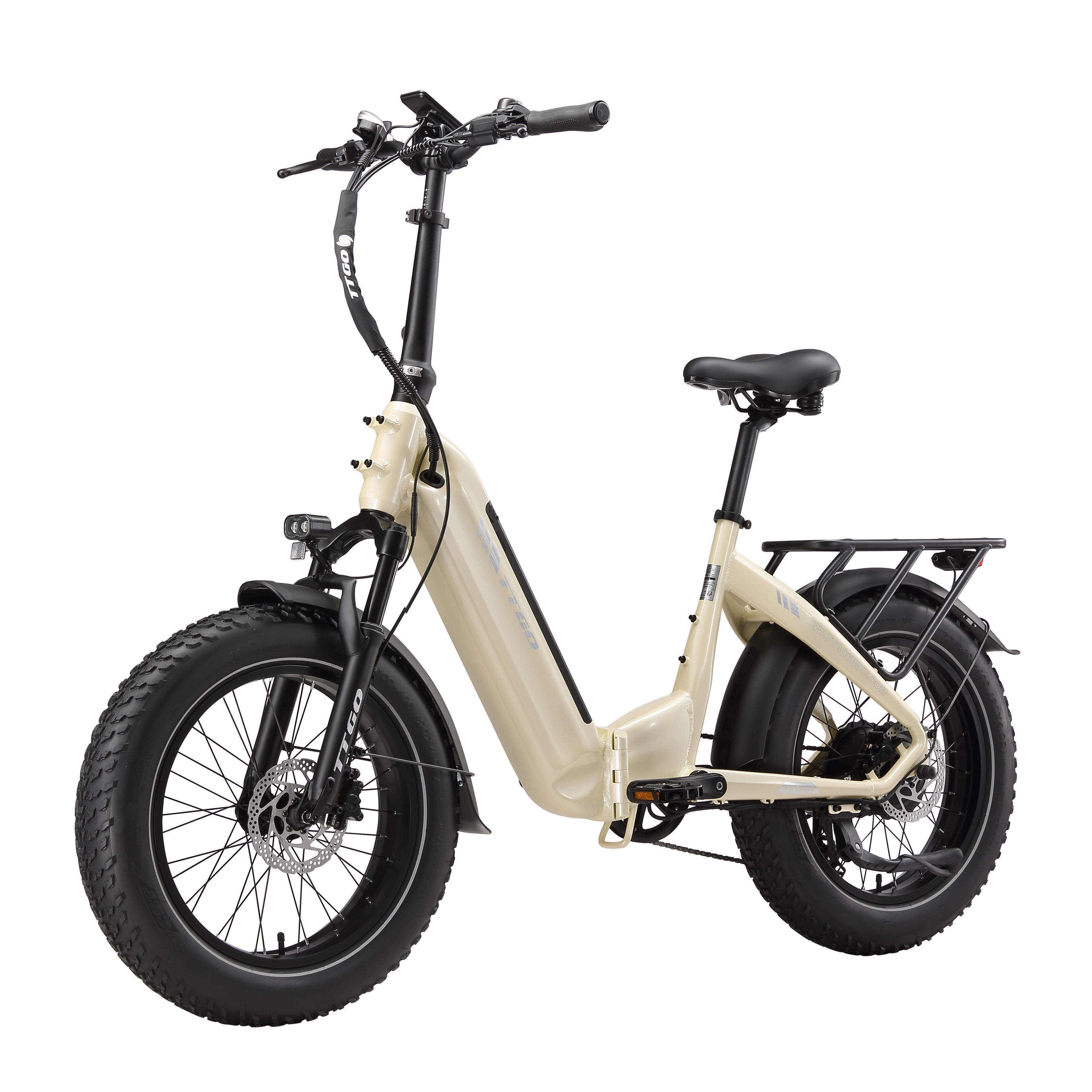 Beige Klapp-E-Bike mit schwarzen Reifen und Details. Schwarzer Sattel, Gepäckträger. Auf dem Reifen steht "ADVENTURE".