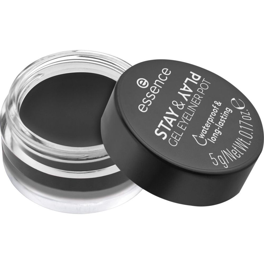 Schwarzer Eyeliner-Gel-Topf mit offenem Deckel. Auf dem Deckel steht "Essence Stay & Play Gel Eyeliner Pot".