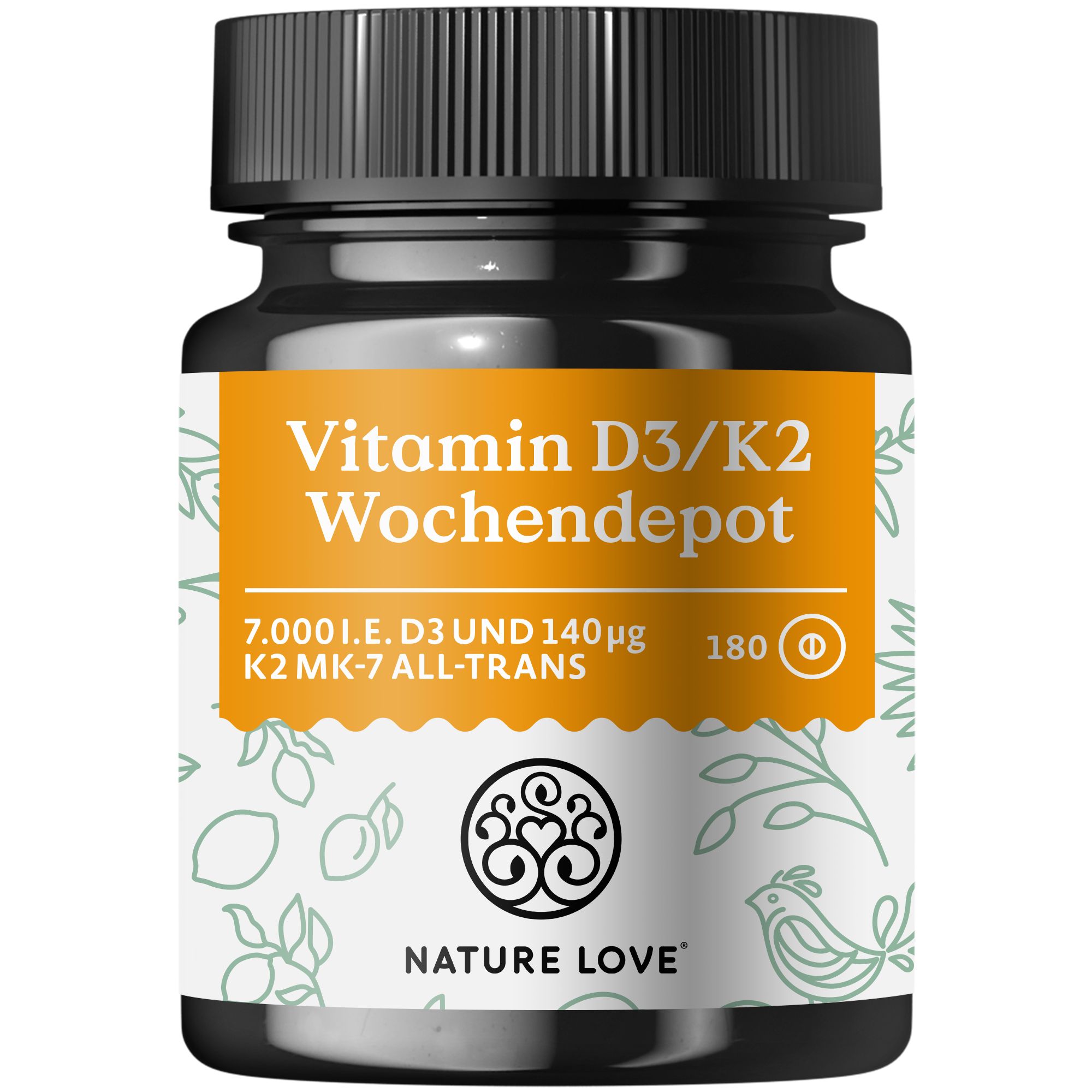 Braune Tablettenflasche mit gelbem Etikett. Text: Vitamin D3/K2 Wochendepot. Aufschrift: NATURE LOVE. Enthält 180 Tabletten.
