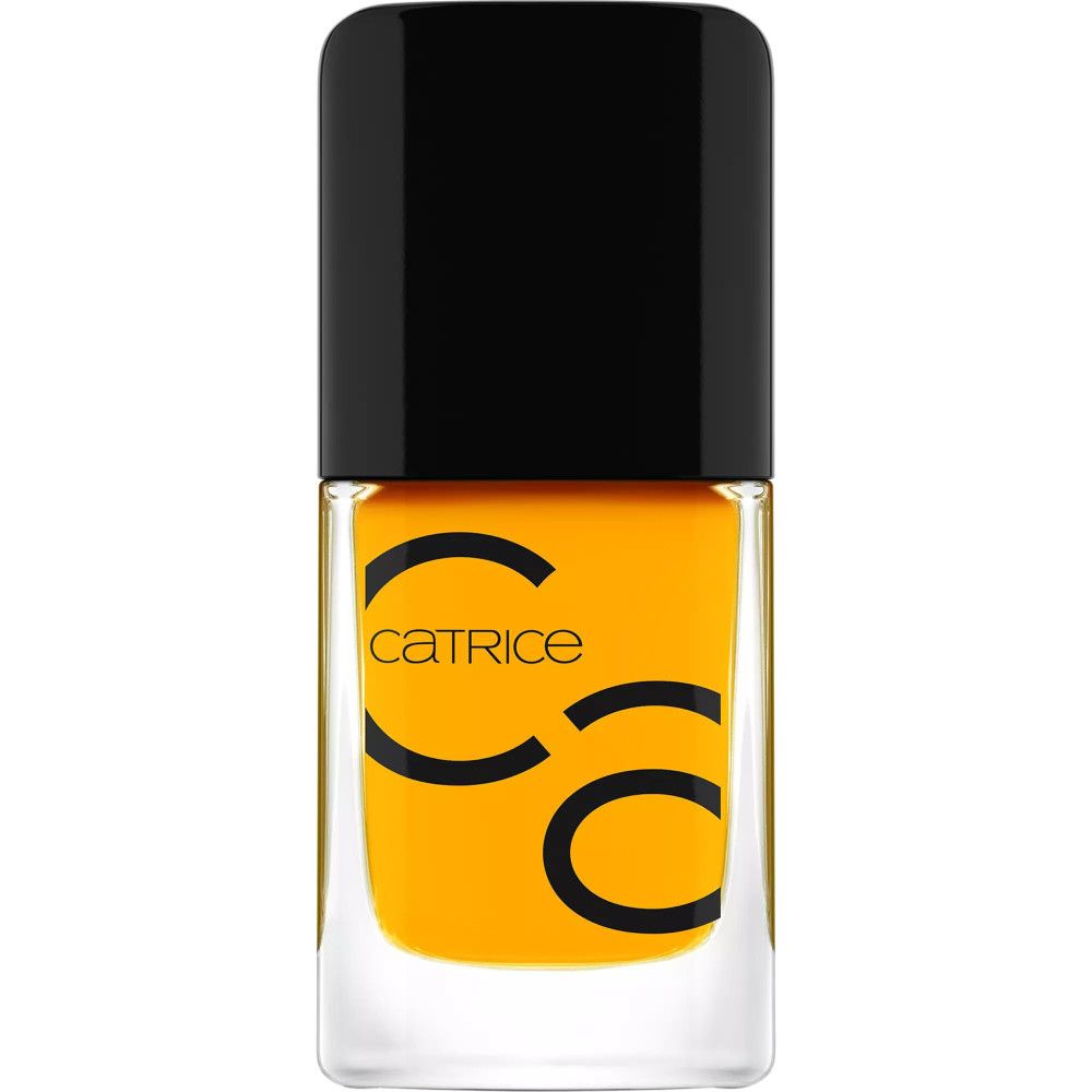 Catrice-Nagellackflasche mit schwarzem Deckel und gelbem Inhalt. Logo Catrice auf der Flasche.