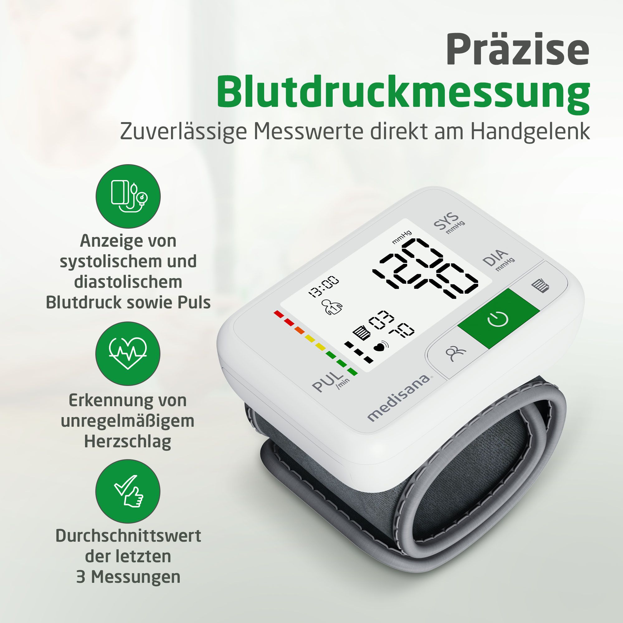 Blutdruckmessgerät am Handgelenk. Zeigt Messwerte an. Infografiken: systolischer/diastolischer Blutdruck, unregelmäßiger Herzschlag.