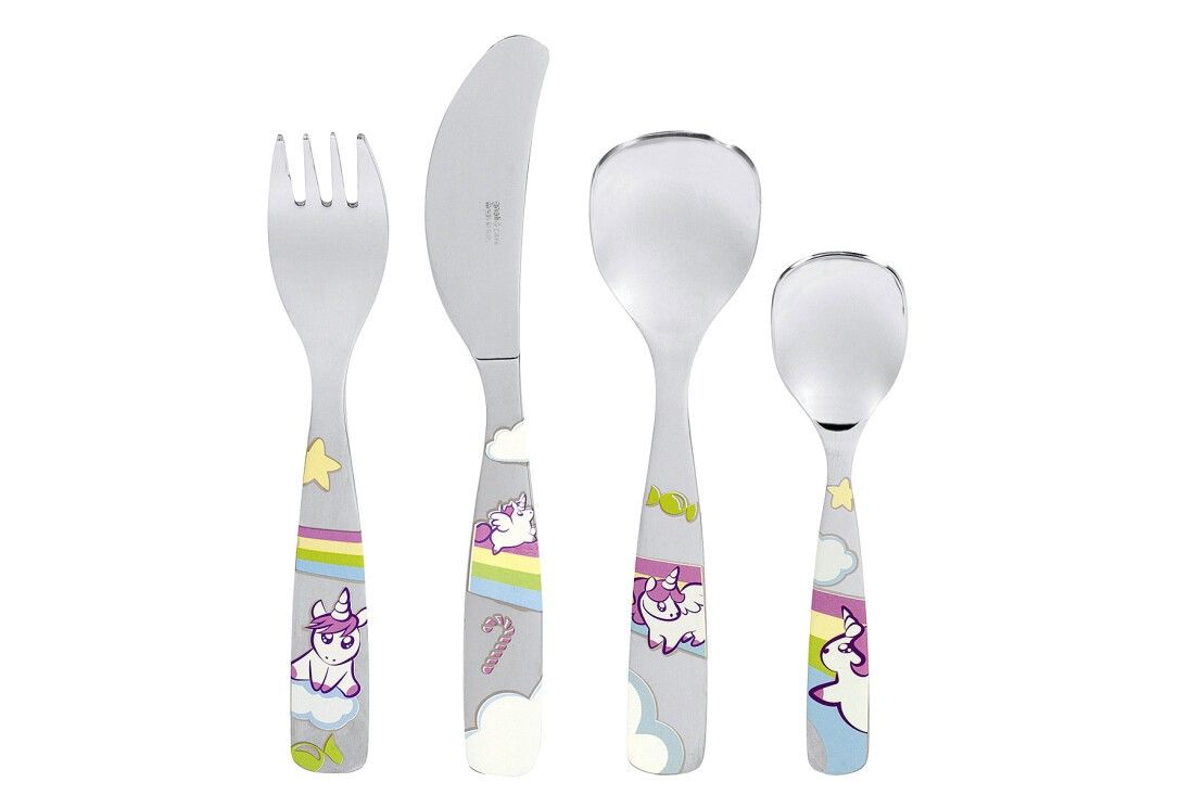 Kinderbesteck-Set mit Einhorn-Motiv. Enthält Gabel, Messer, Löffel und Teelöffel. Griffe mit bunten Einhörnern und Regenbogen.