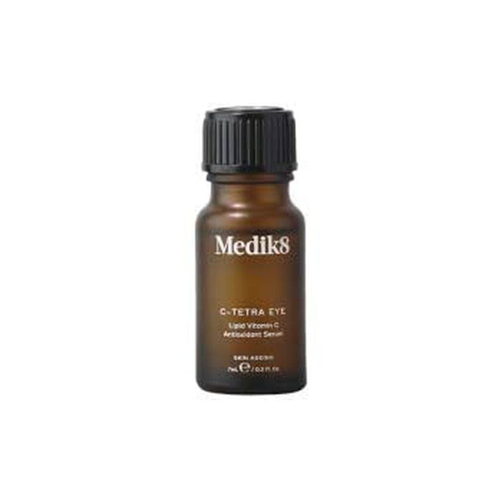 Kleine braune Glasflasche mit schwarzem Deckel. Aufschrift: Medik8, C-Tetra Eye, Lipid Vitamin C, Antioxidant Serum. 7ml.