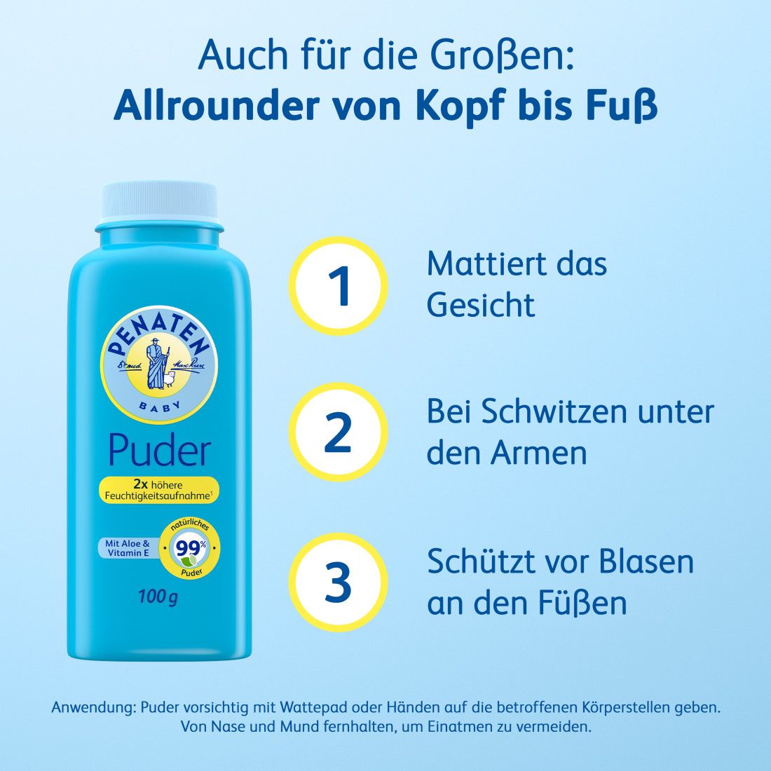 Hellblaue Flasche Penaten Baby Puder. Weißer Deckel. Gelbe Schrift: Puder, 2x höhere Feuchtigkeitsaufnahme. Mit Aloe & Vitamin E. 100g.