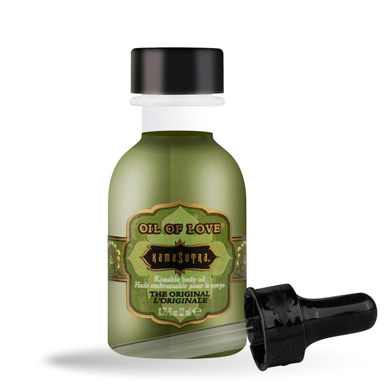 Grüne Flasche mit schwarzem Deckel und Pipette. Etikett mit Schriftzug "OIL OF LOVE" und "Kamasutra".