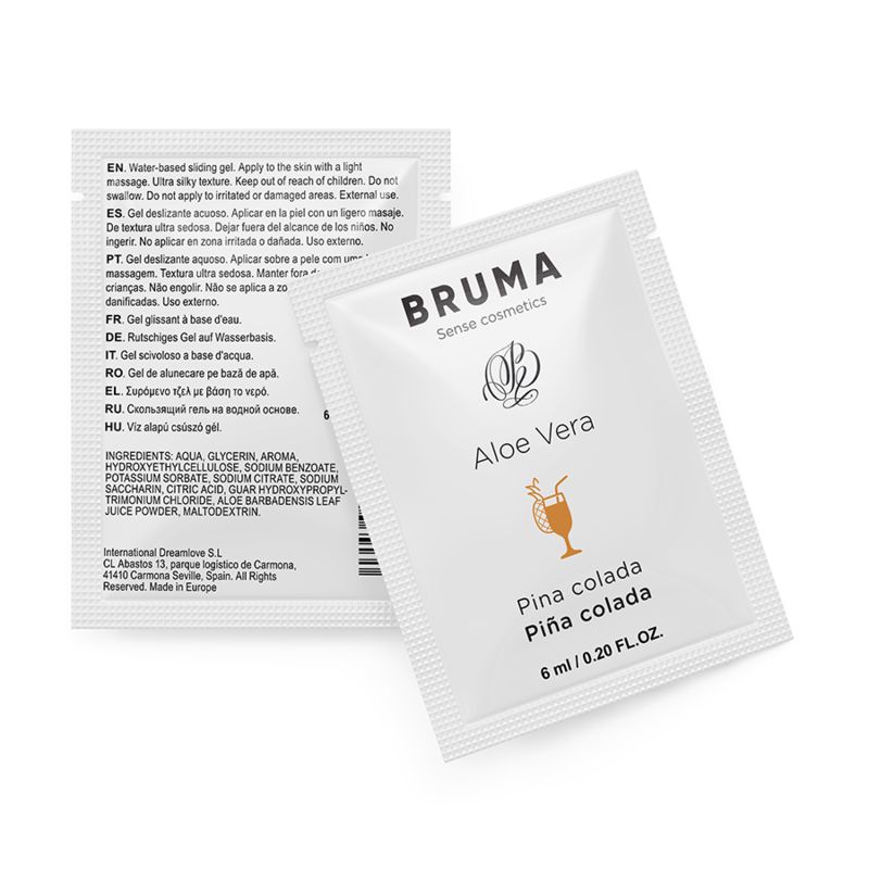 Zwei weiße Beutel mit Produktinformationen. Auf einem steht "Bruma Aloe Vera Pina Colada".