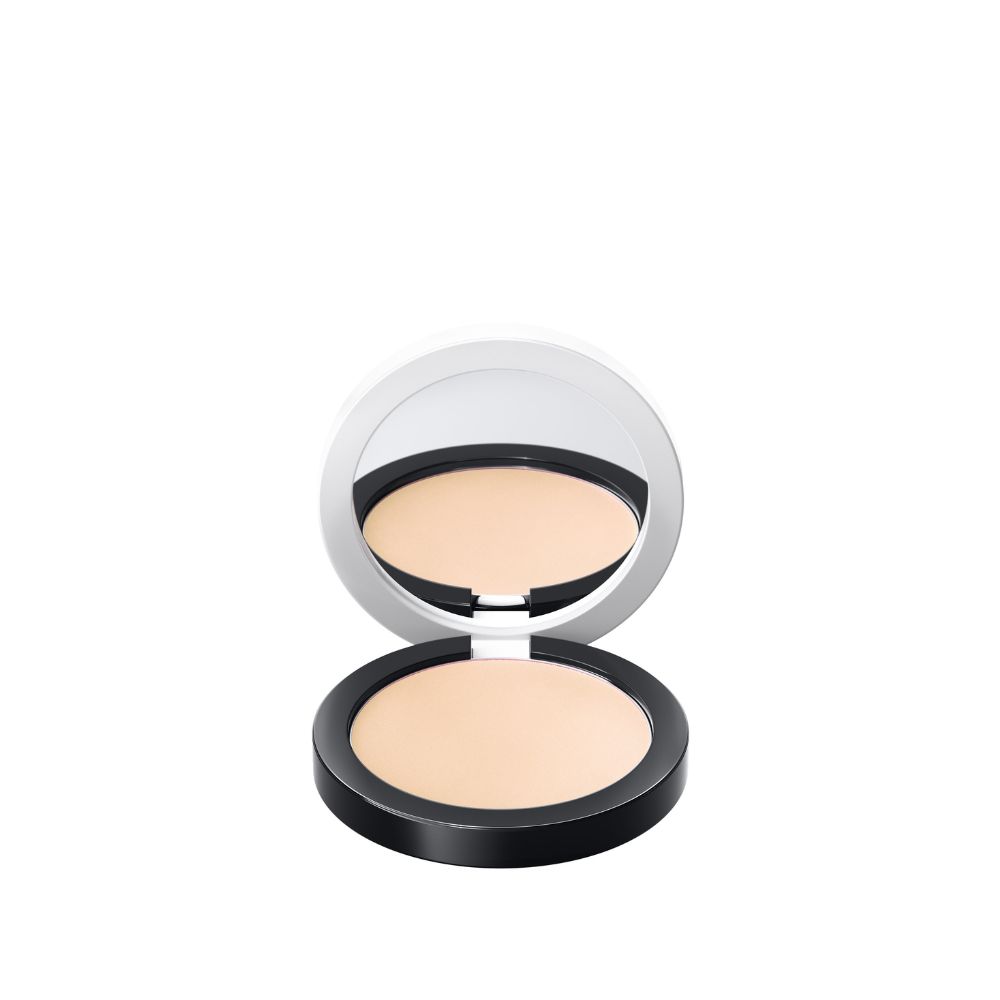 Kompaktpuder mit Spiegel. Schwarzer Behälter, offener Deckel mit rundem Spiegel. Helle Puderfarbe.