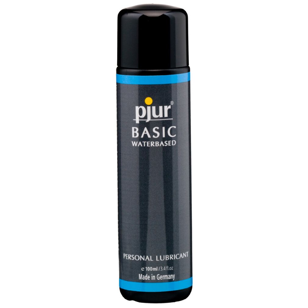 Graue Flasche mit schwarzem Deckel. Aufschrift: pjur BASIC WATERBASED. Wasserbasiertes Gleitmittel. Hergestellt in Deutschland.