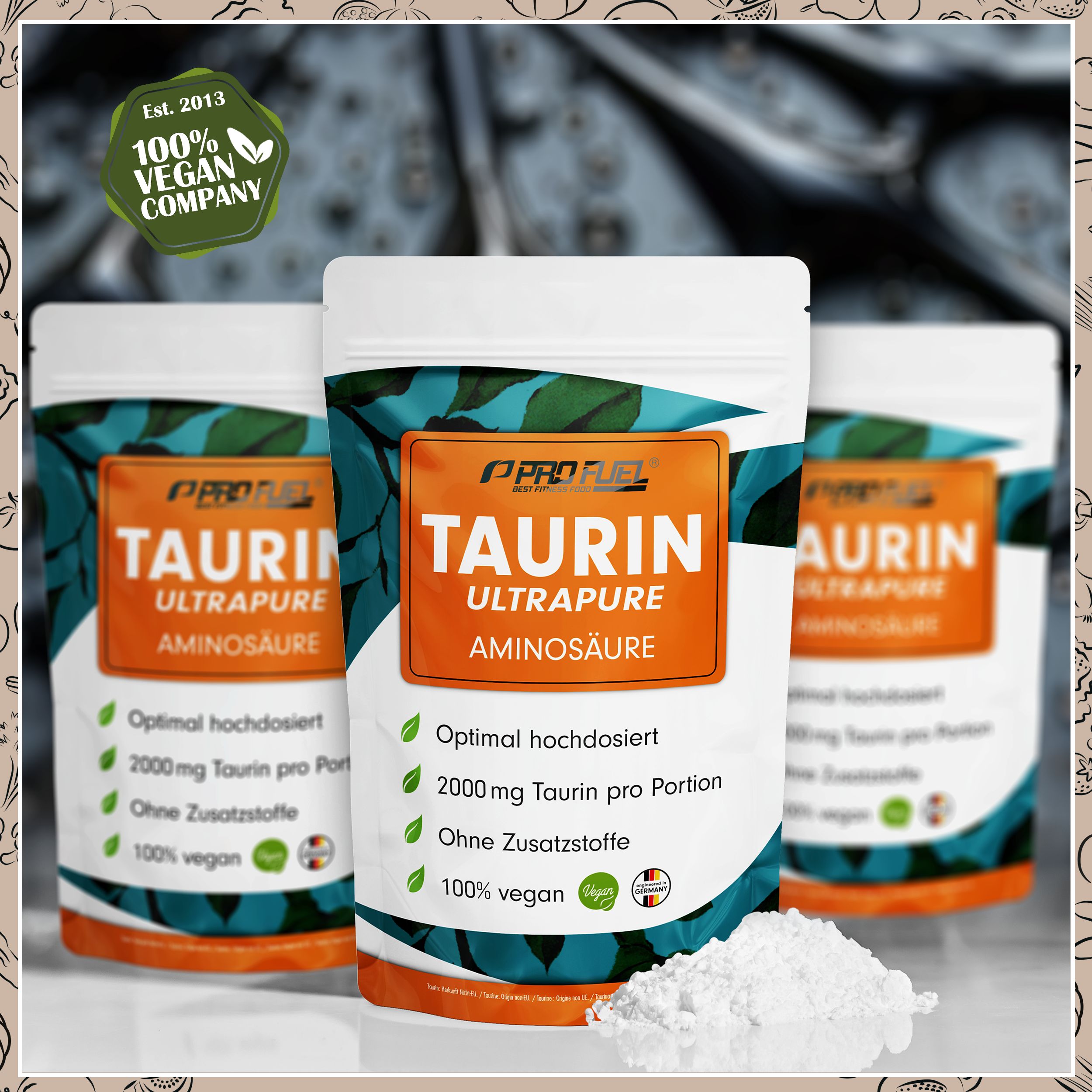 Drei Beutel TAURIN ULTRAPURE. Aufschrift: Optimal hochdosiert, 2000mg Taurin pro Portion, ohne Zusatzstoffe, 100% vegan. Mit weißem Pulver im Vordergrund.