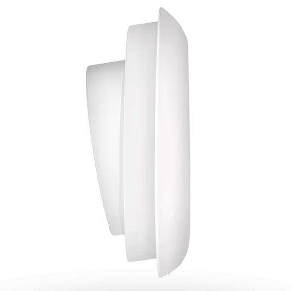 Weißes Zubehörteil mit abgerundeten Kanten. Mehrere Ringe sind übereinander angeordnet.