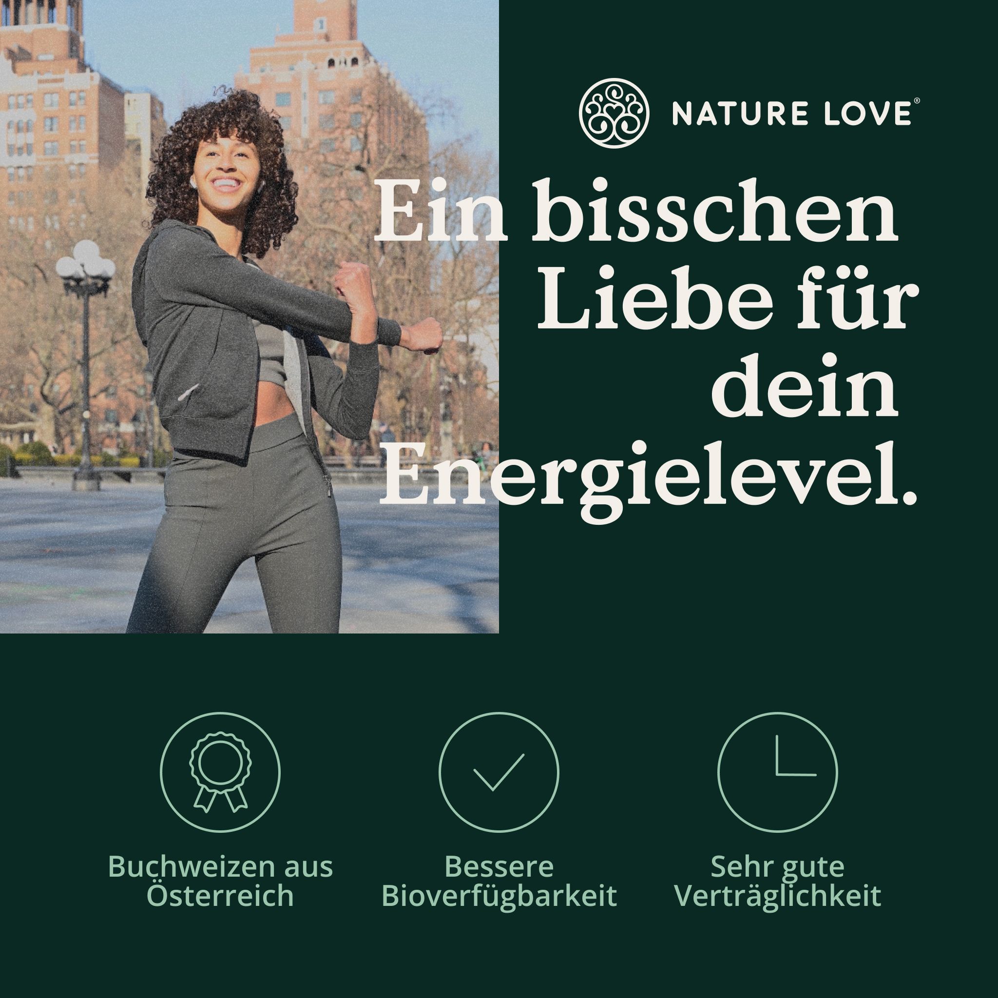 Frau in Bewegung vor städtischer Kulisse, Text: Ein bisschen Liebe für dein Energielevel.