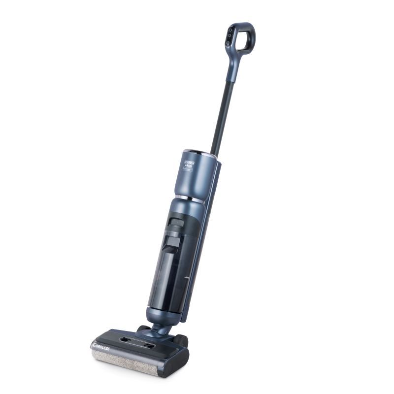 Blauer THOMAS AQUA FloorCleaner Cordless Plus. Vertikale Ansicht. Handgriff, Stiel, Behälter und Bürstenkopf. Schwarze Details.