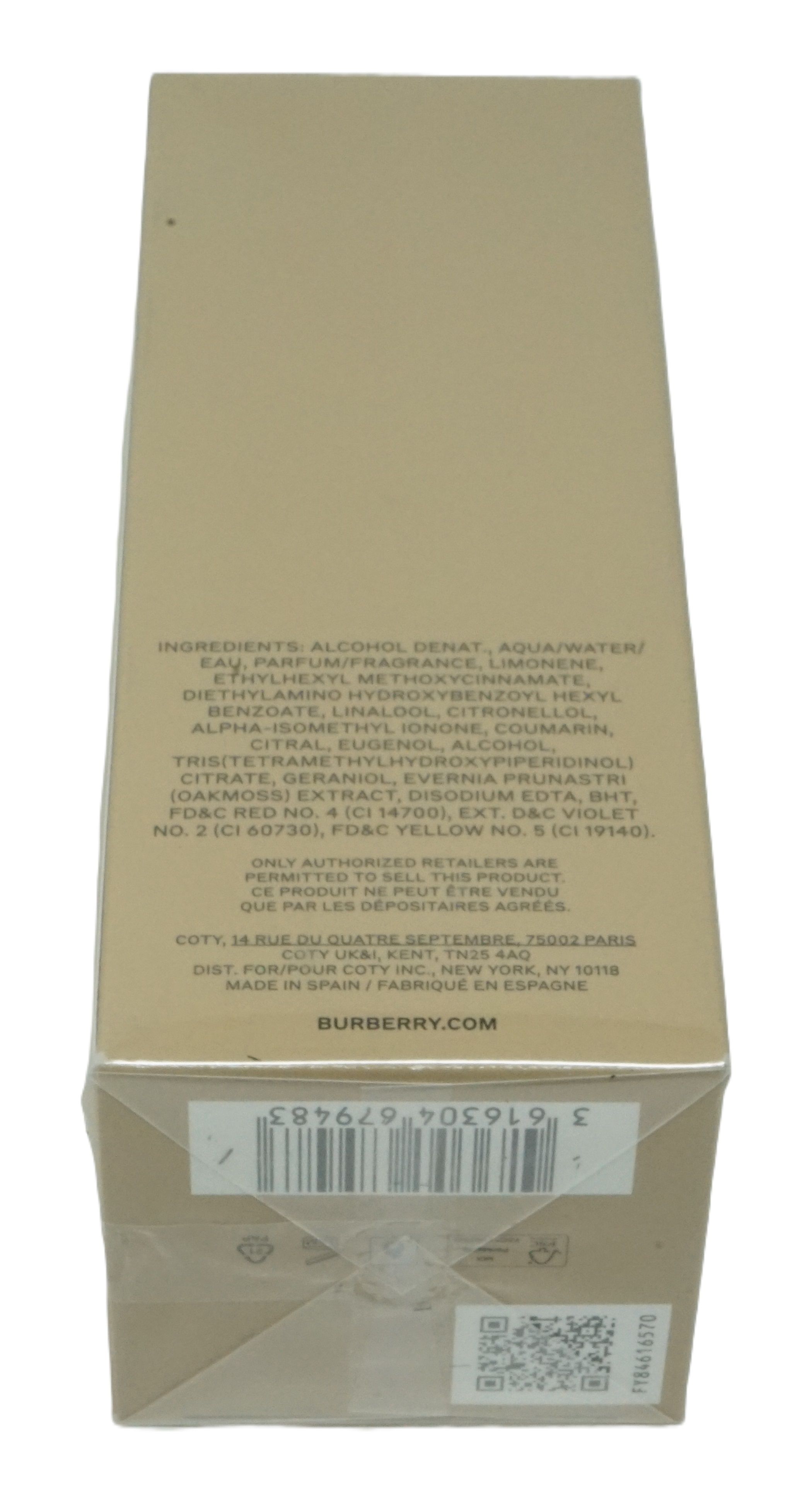 Rückseite der Verpackung. Inhaltsstoffe, Barcode und QR-Code sind sichtbar. Burberry-Logo.