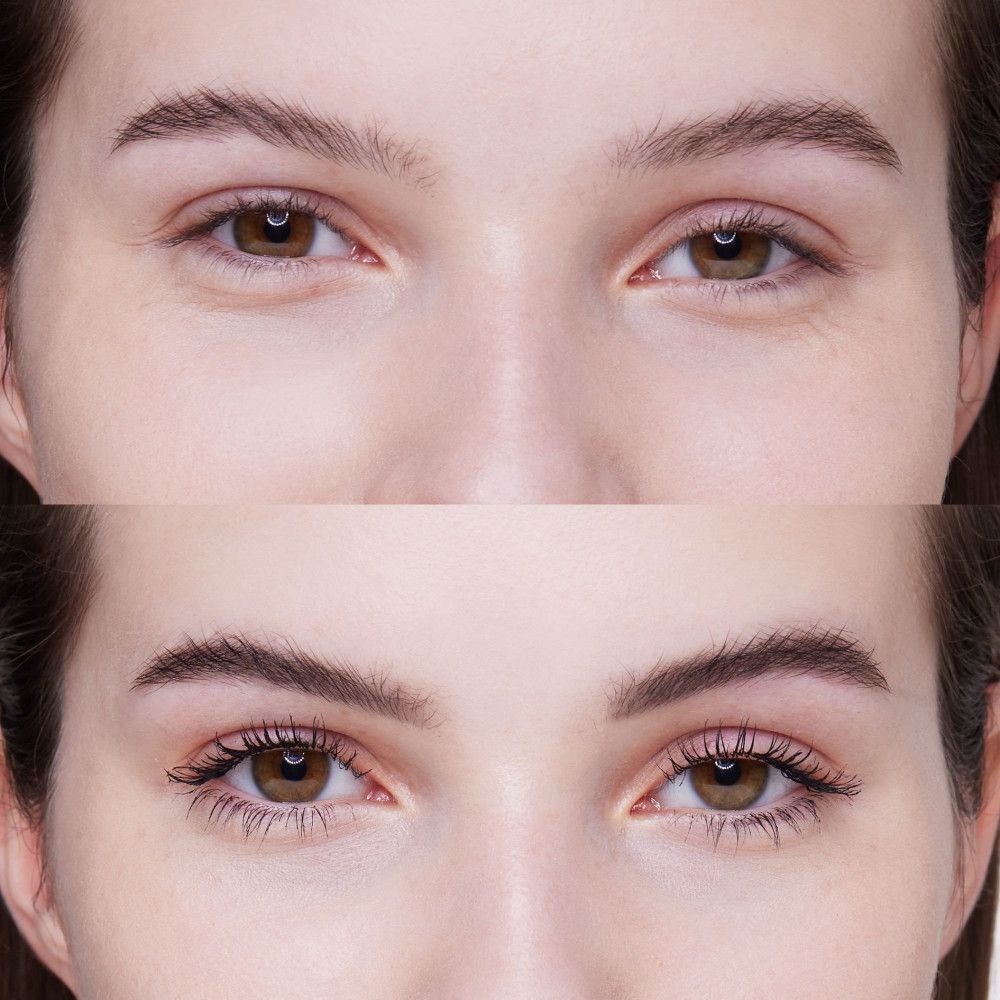 Nahaufnahme von Augenpaaren. Oben: ungeschminkt. Unten: Wimpern getuscht. Deutlicher Unterschied in Volumen und Länge.