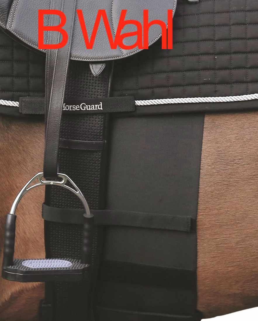 Schwarzer Sporenschutzgurt HorseGuard. B Wahl Text. Sattel und Steigbügel.