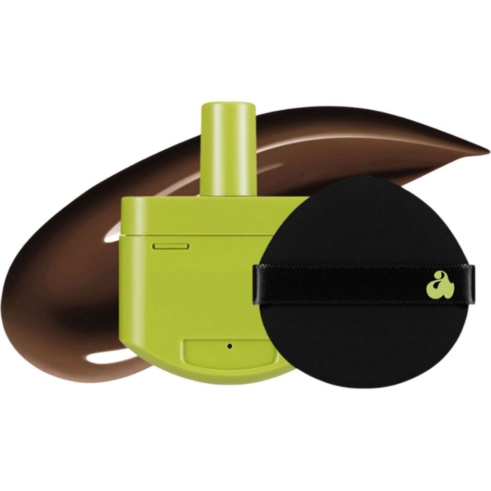 Grünes Modul und schwarzes Schwämmchen. Brauner Farbklecks. Schwämmchen mit schwarzem Band. Logo auf dem Schwämmchen.
