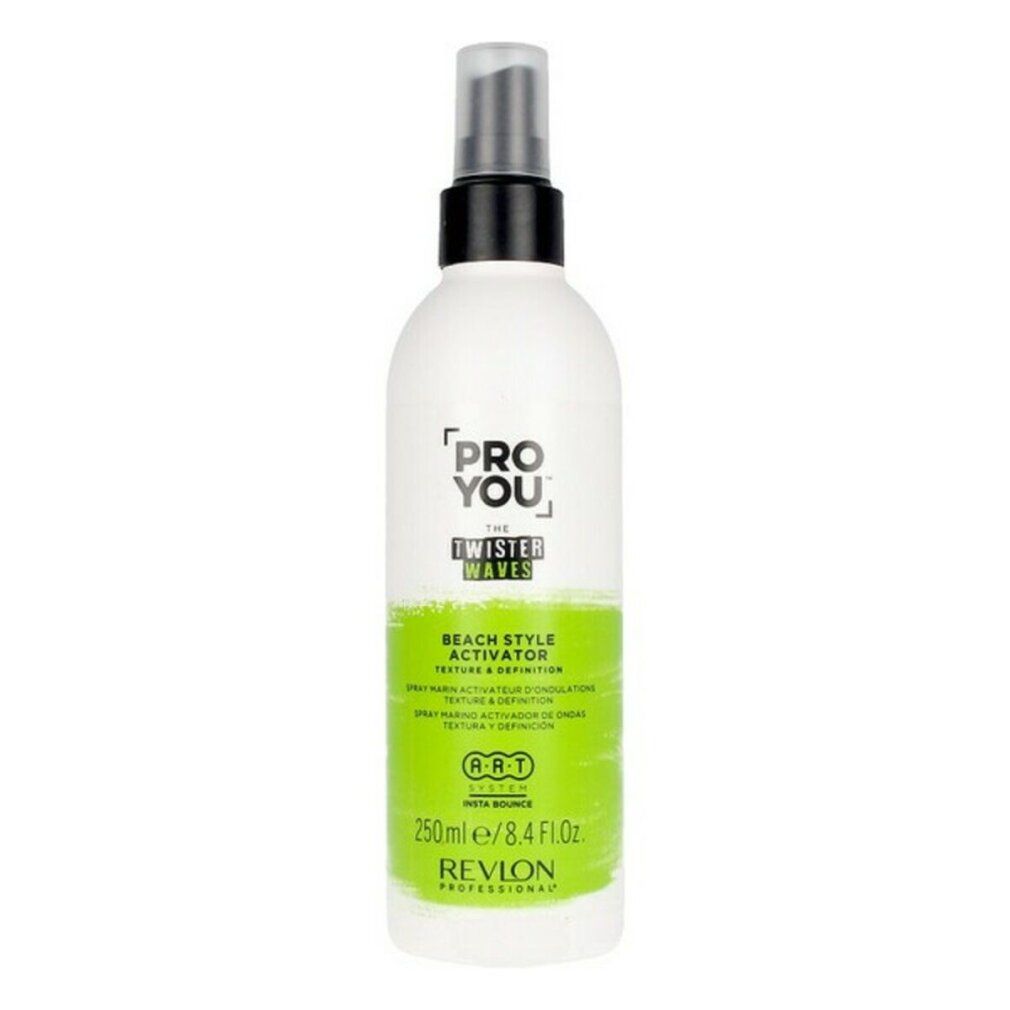 Weiß-grüne Sprühflasche. Aufschrift: PRO YOU, THE TWISTER WAVES, BEACH STYLE ACTIVATOR. 250ml/8.4 fl.oz. Revlon Professional.