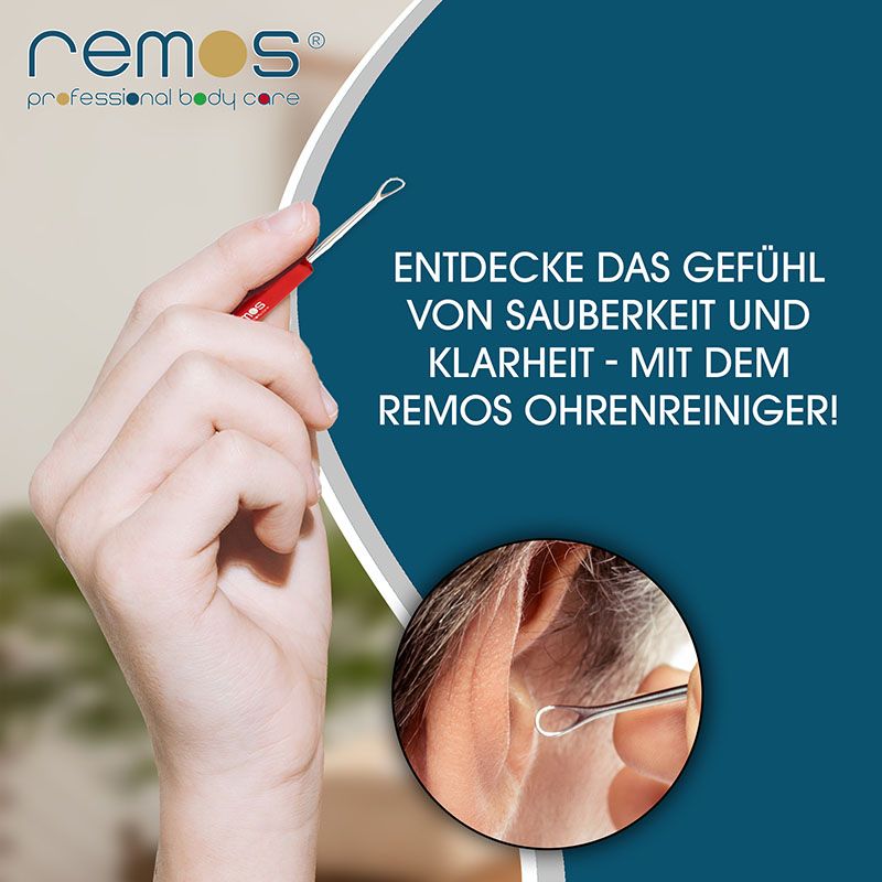 Hand hält Ohrreiniger mit rotem Griff und Metallschlinge. Text: Entdecke das Gefühl von Sauberkeit und Klarheit - mit dem remos Ohrenreiniger!