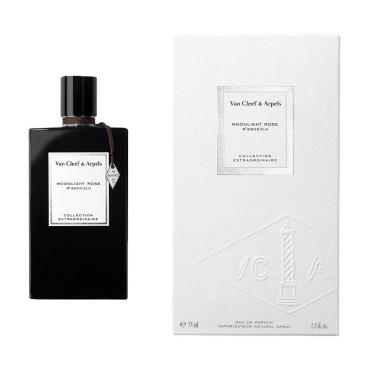 Schwarzer Flakon und weiße Verpackung. Aufschrift: Van Cleef & Arpels, Moonlight Rose, Collection Extraordinaire. Logo auf der Verpackung.