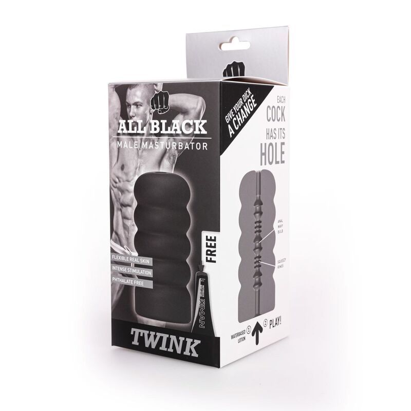 Schwarzer Masturbator in Verpackung. Aufdruck: ALL BLACK, TWINK. Text: GIVE YOUR DICK A CHANGE, EACH COCK HAS ITS HOLE.