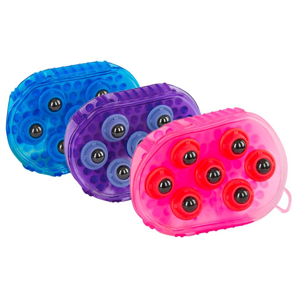 Drei Massagebürsten in Blau, Lila und Pink. Jede hat sieben Metallkugeln. Ovale Form, mit Griffschlaufe.