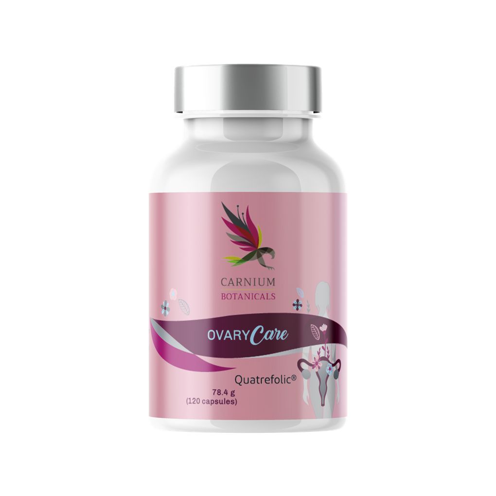 Weißes Fläschchen mit rosa Etikett. Aufschrift: CARNIUM BOTANICALS, OVARY Care, Quatrefolic. Enthält 120 Kapseln.